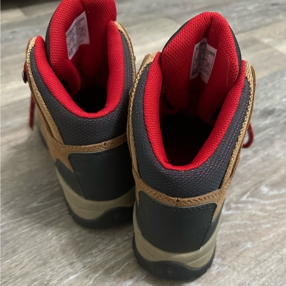 -SOLD-Columbia Newton Ridge Plus Waterproof Amped Hiking Boot Size 7.5 - Picture 7 of 15